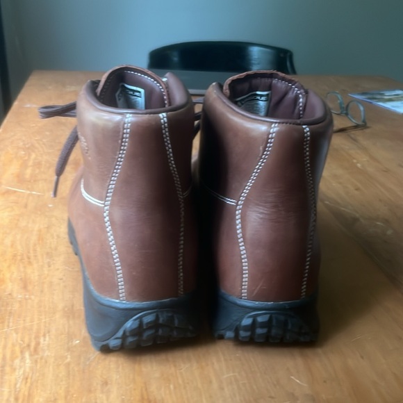 Sundowners - Picture 3 of 6